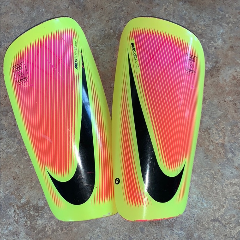 Nike Mercurial Soccer Shin Gaurds